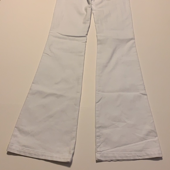 🆕 Trucco’s White Stretchy Boot Cut Flares - Women’s Size 4 - Picture 6 of 8